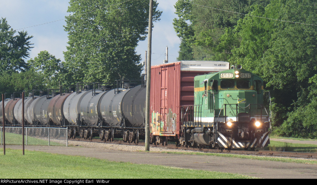 Ohio South Central Railroad (OSCR) 4537